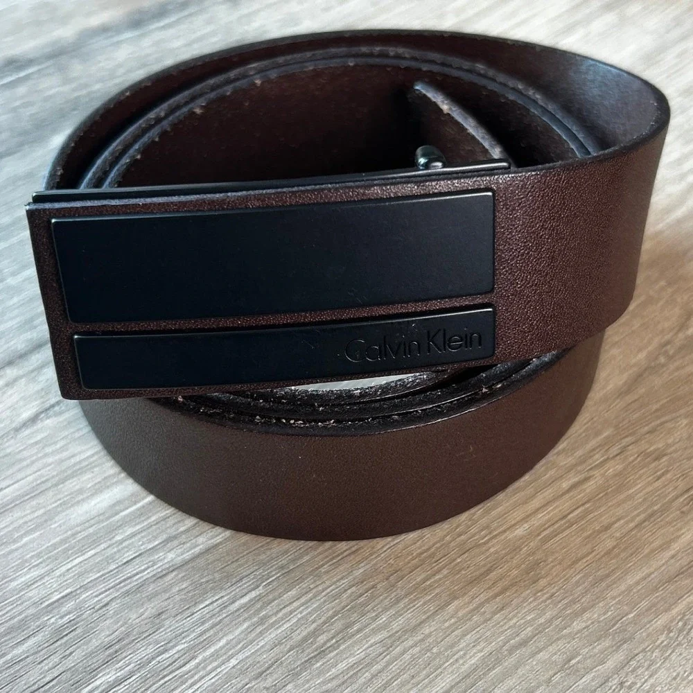 Calvin Klein Mens Brown Genuine Leather Belt Sz 42 Classic Everyday Minimalist